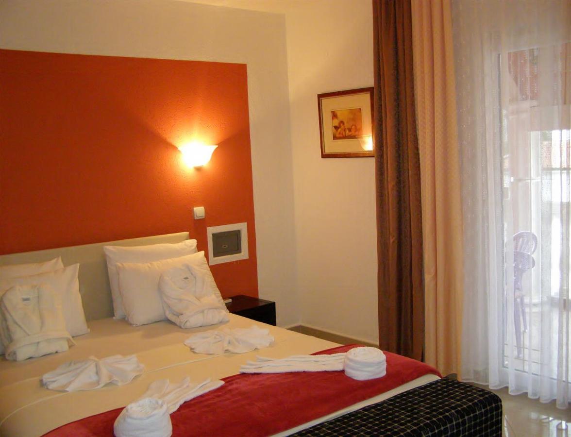 Hotel Wellness & Spa Angelo Gabriel Petrovac Ngoại thất bức ảnh